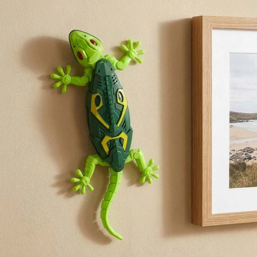 Climbing Gecko Toy